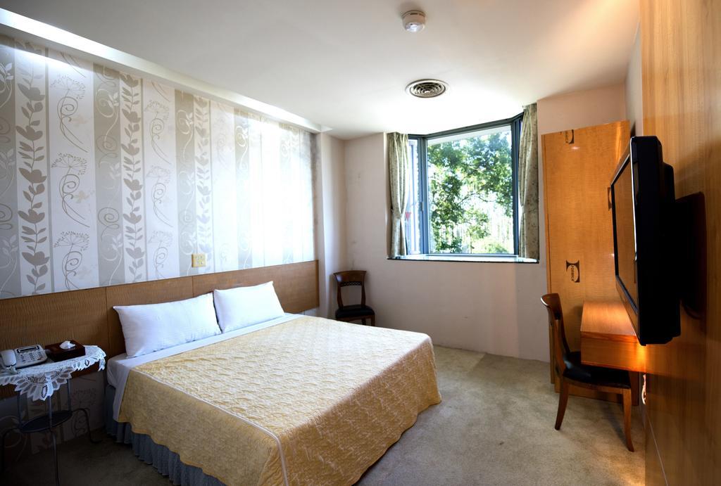 Songyuan B&B Lugu Bagian luar foto
